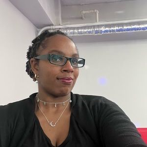 Meet your Posher, Anesiha